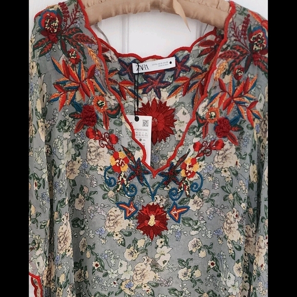 Zara Floral Maxi Dress in Sage Green with Red Embroidery - Picture 5 of 7